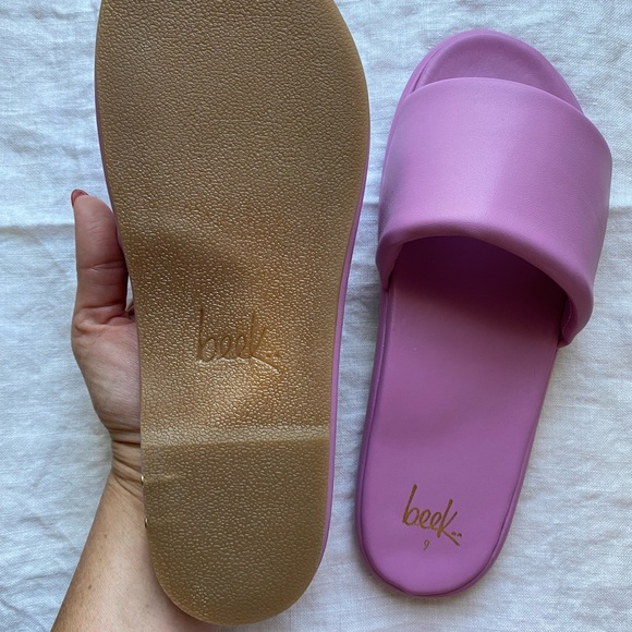 Beek Leather slides in Lilac - Picture 3 of 5